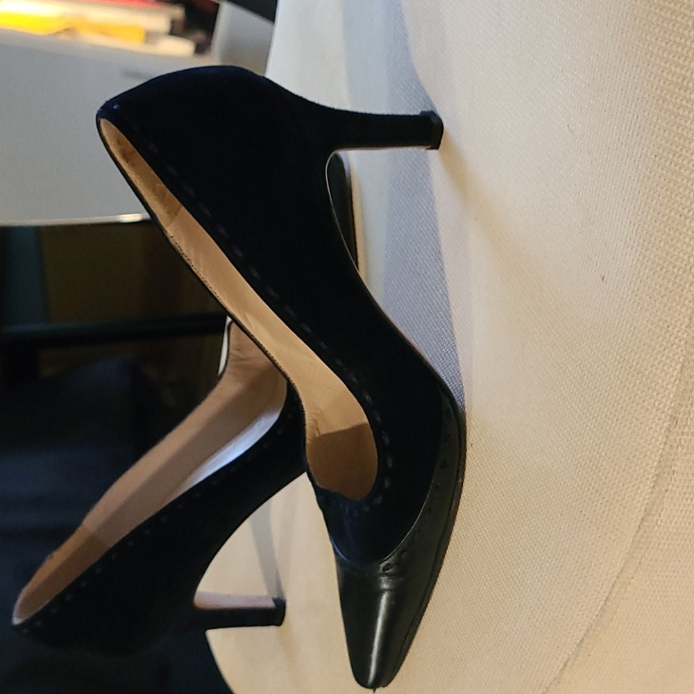 Manolo Blahnik shoe